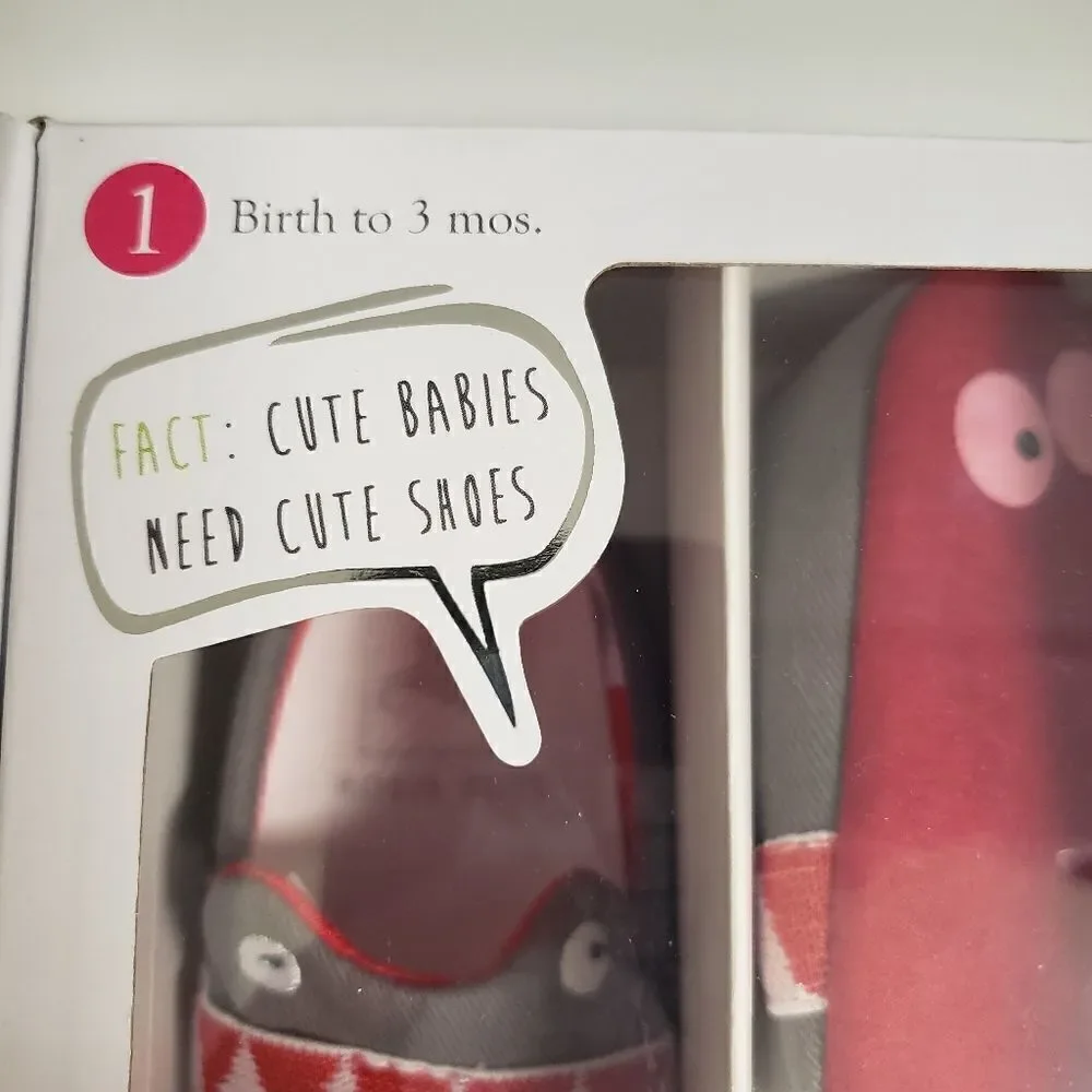 Rosie Pope I See You crib shoes 0-3 month